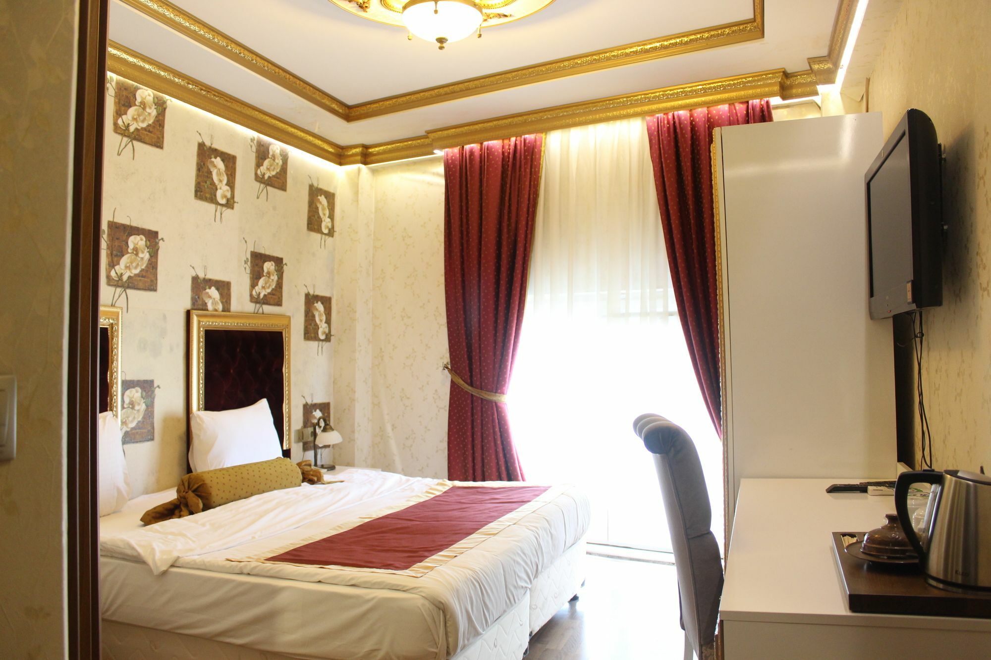 Отель Marmara Deluxe