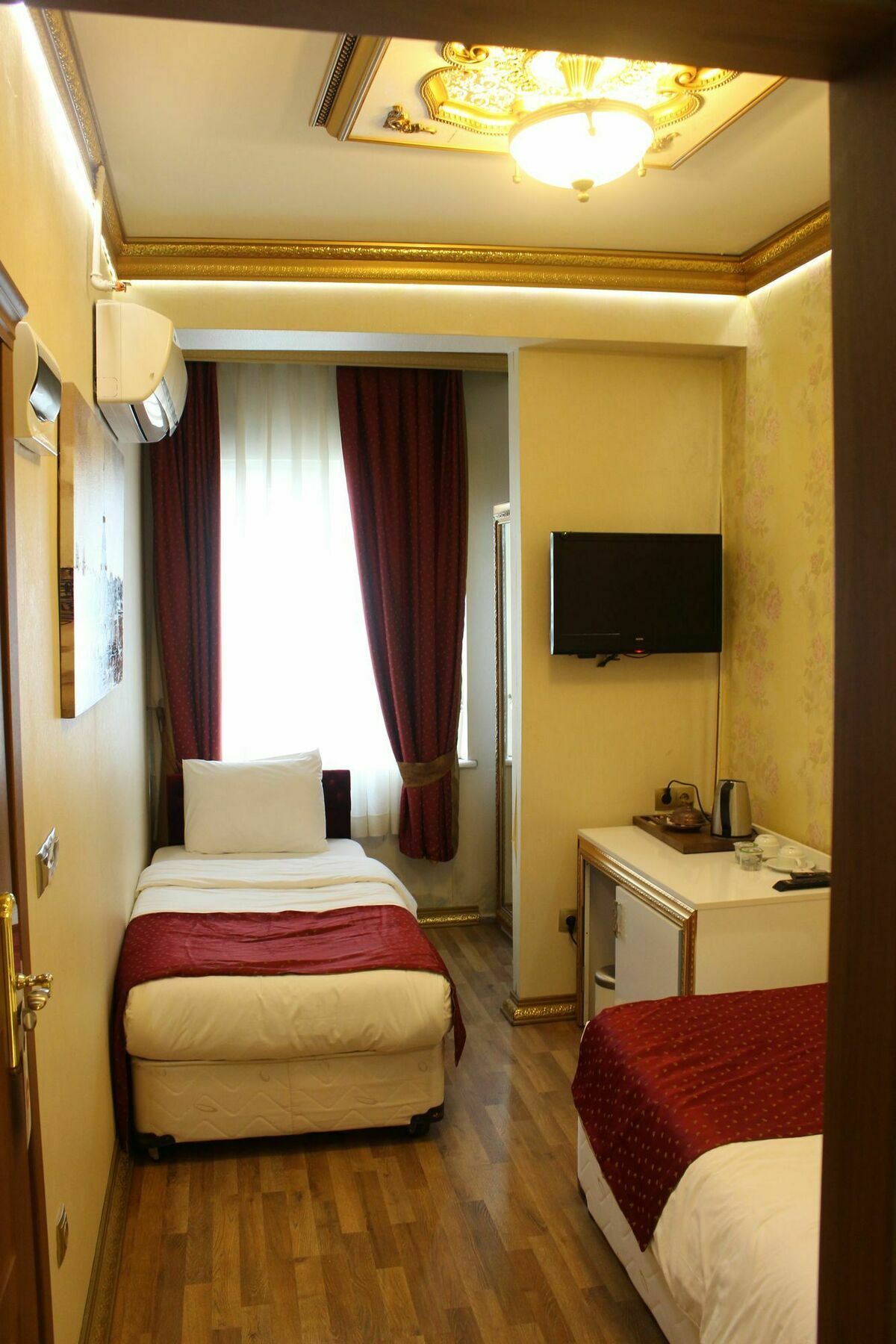Marmara Deluxe Отель